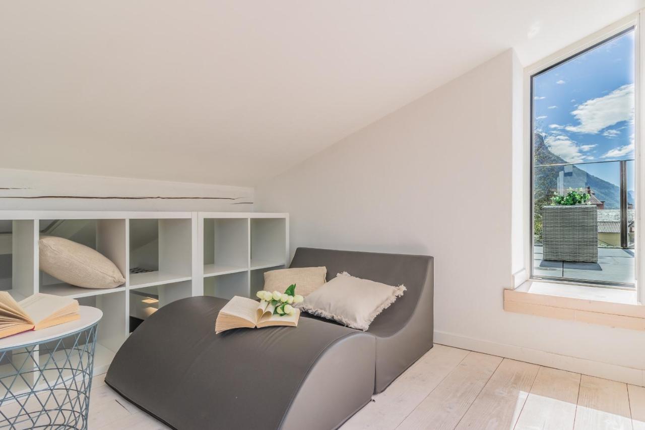 Apartament La Terrazza Di Marta Varenna Zewnętrze zdjęcie
