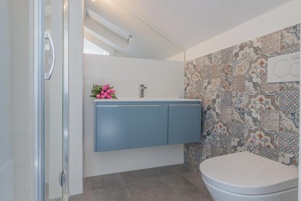 Apartament La Terrazza Di Marta Varenna Zewnętrze zdjęcie