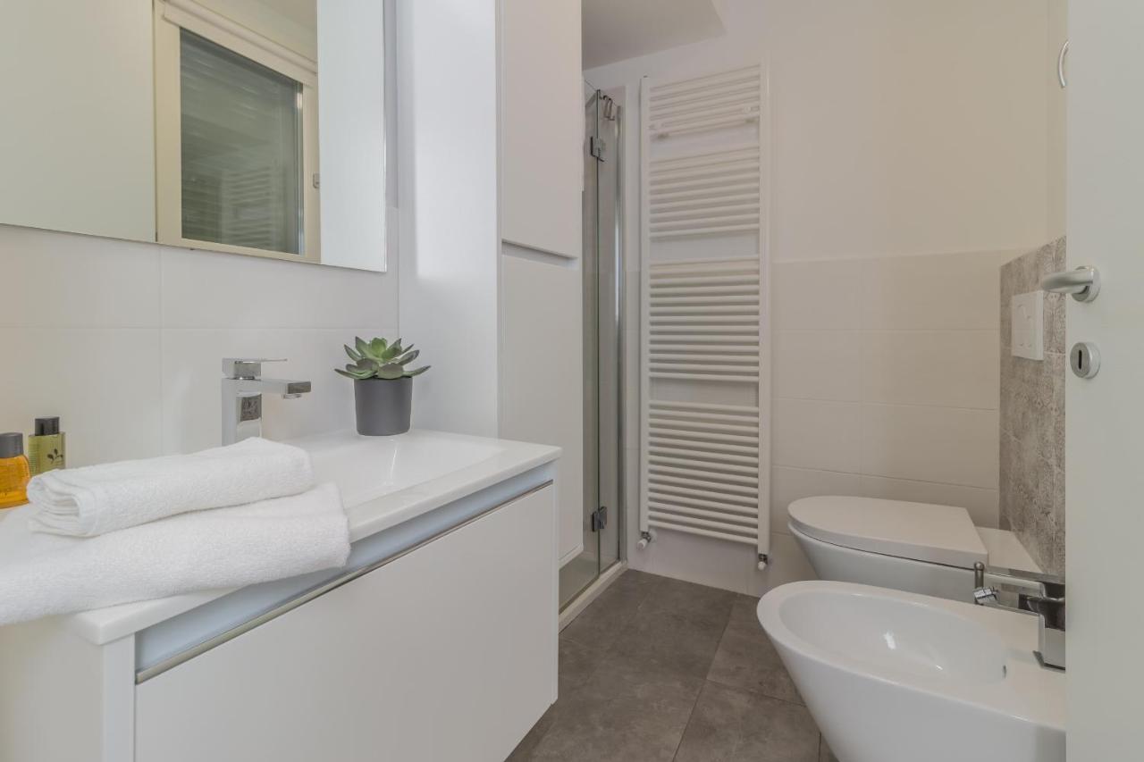 Apartament La Terrazza Di Marta Varenna Zewnętrze zdjęcie